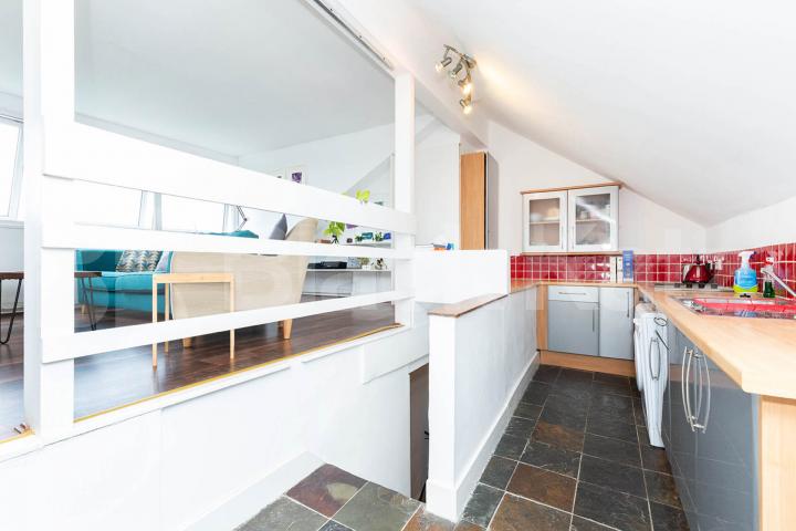 Top floor 2 bedroom property within a period conversion in Muswell Hill Methuen Park, Muswell Hill 